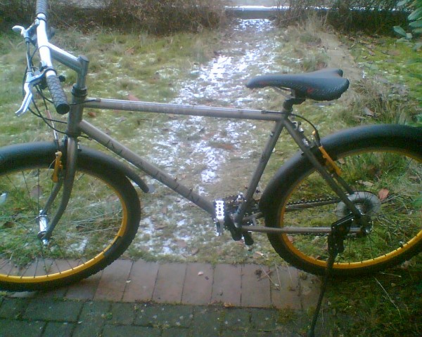 Bild 1 von 12