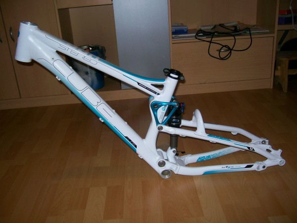 Bild 1 von 2